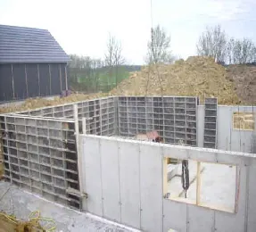 Fertige Beton-Kellerwände beim Neubau – Georg Schuler Baugeschäft Hohentengen