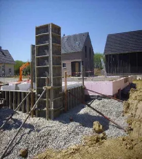 Schalung für Decke und Stützen beim Neubau – Georg Schuler Baugeschäft Landkreis Sigmaringen