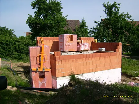 Maurerarbeiten mit Ziegel und Porenbeton – Neubauprojekt Georg Schuler Baugeschäft Hohentengen im Landkreis Sigmaringen