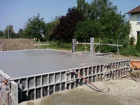 Betonarbeiten für Fundament und Bodenplatte – Bauunternehmen Georg Schuler Baugeschäft Hohentengen