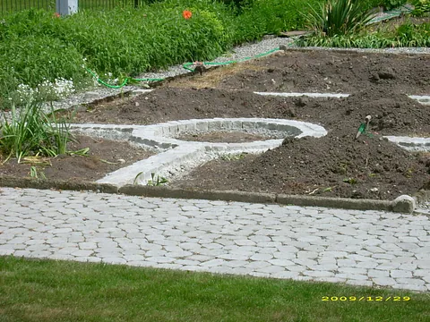 Pflasterarbeiten für Terrasse und Wege – Außenanlagen vom Bauunternehmen Georg Schuler Baugeschäft Hohentengen